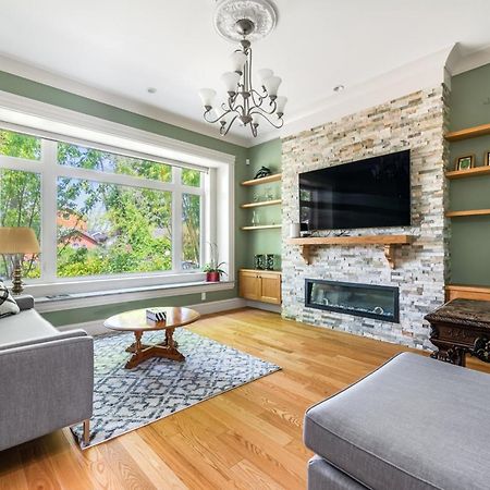 Vancouver Haven: Luxurious Private Bedroom Near Attractions Kültér fotó
