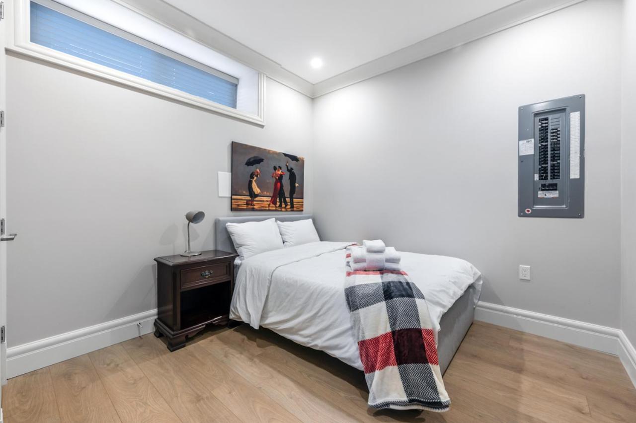 Vancouver Haven: Luxurious Private Bedroom Near Attractions Kültér fotó