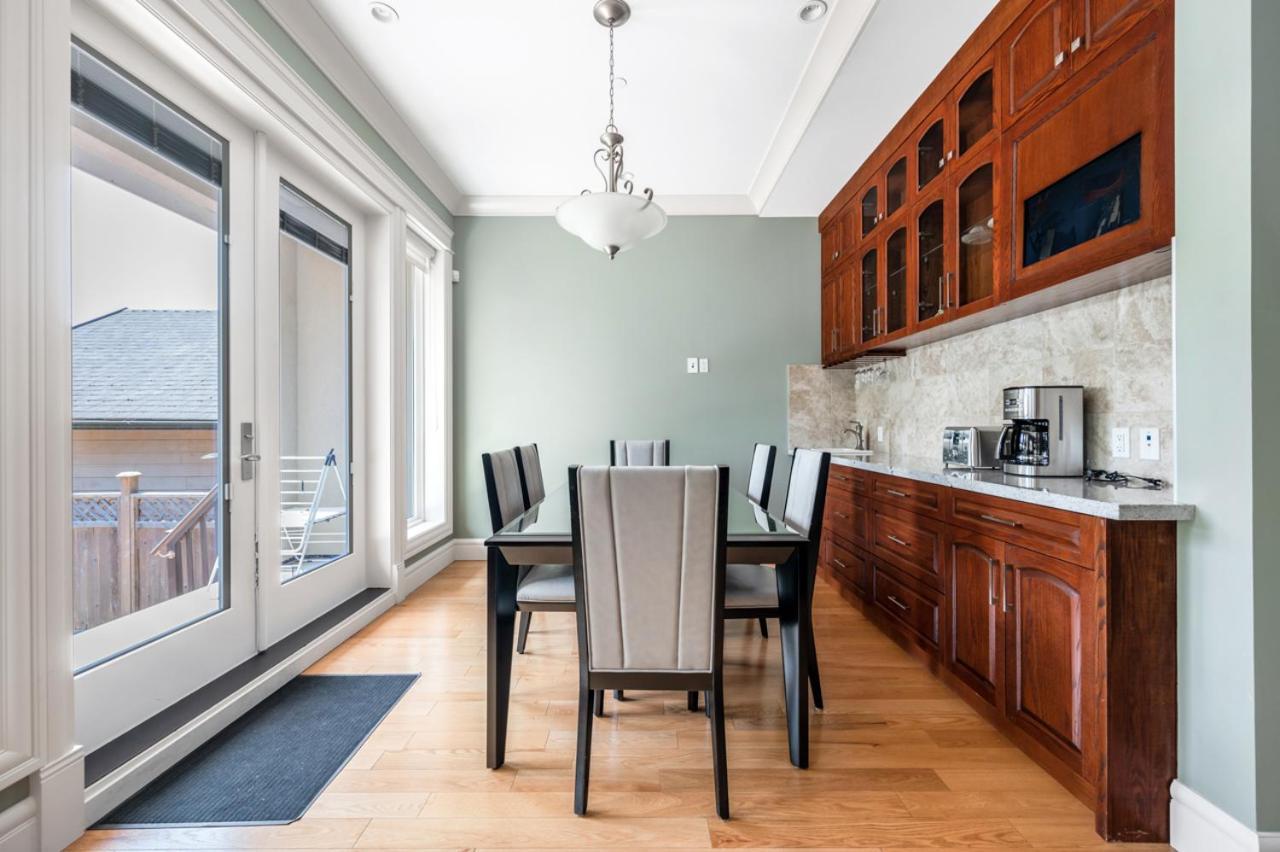 Vancouver Haven: Luxurious Private Bedroom Near Attractions Kültér fotó